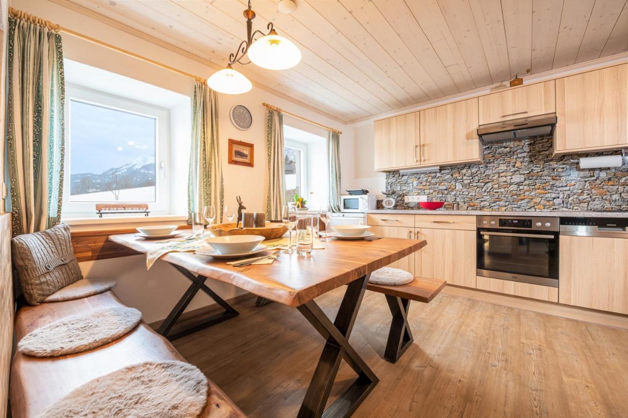 Ferienhaus Schwoellerbauer Sankt Martin am Grimming Luaran gambar